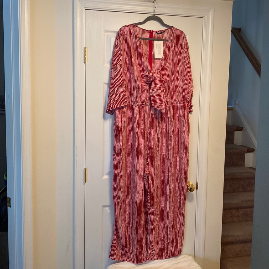 Brand New Bloomchic RedWhite Jumpsuitsize 2224
